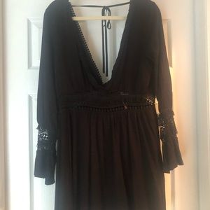 Black vneck dress